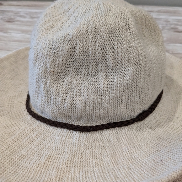 Urban Outfitters Staring at Stars Cotton Woven Floppy Soft Hat Natural - Picture 4 of 13